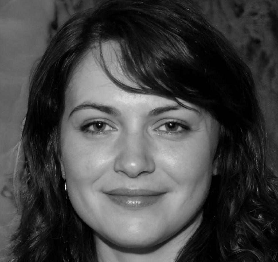 Преподаватель Алёна Жуманова